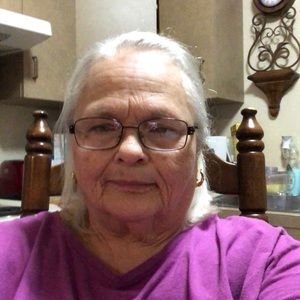 Meet your Posher, Evelyn